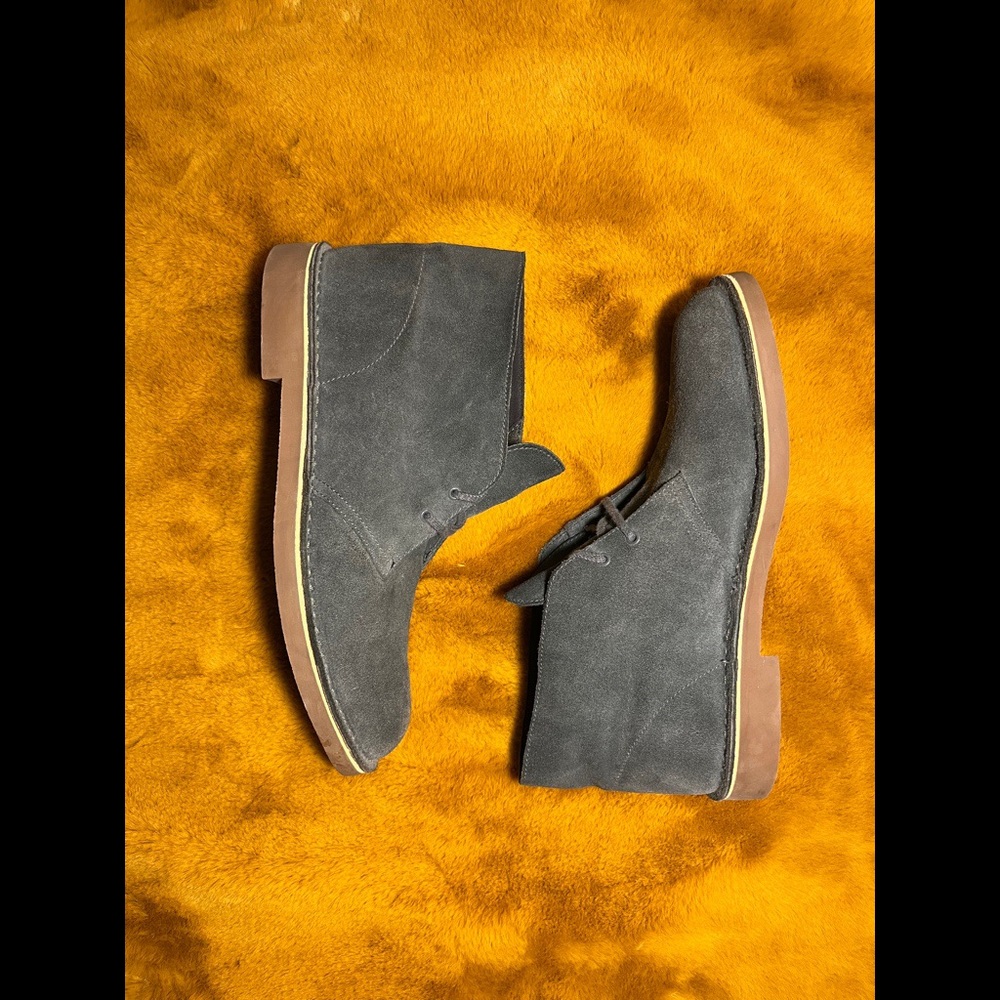 Clarks • Suede Boot - Picture 3 of 6